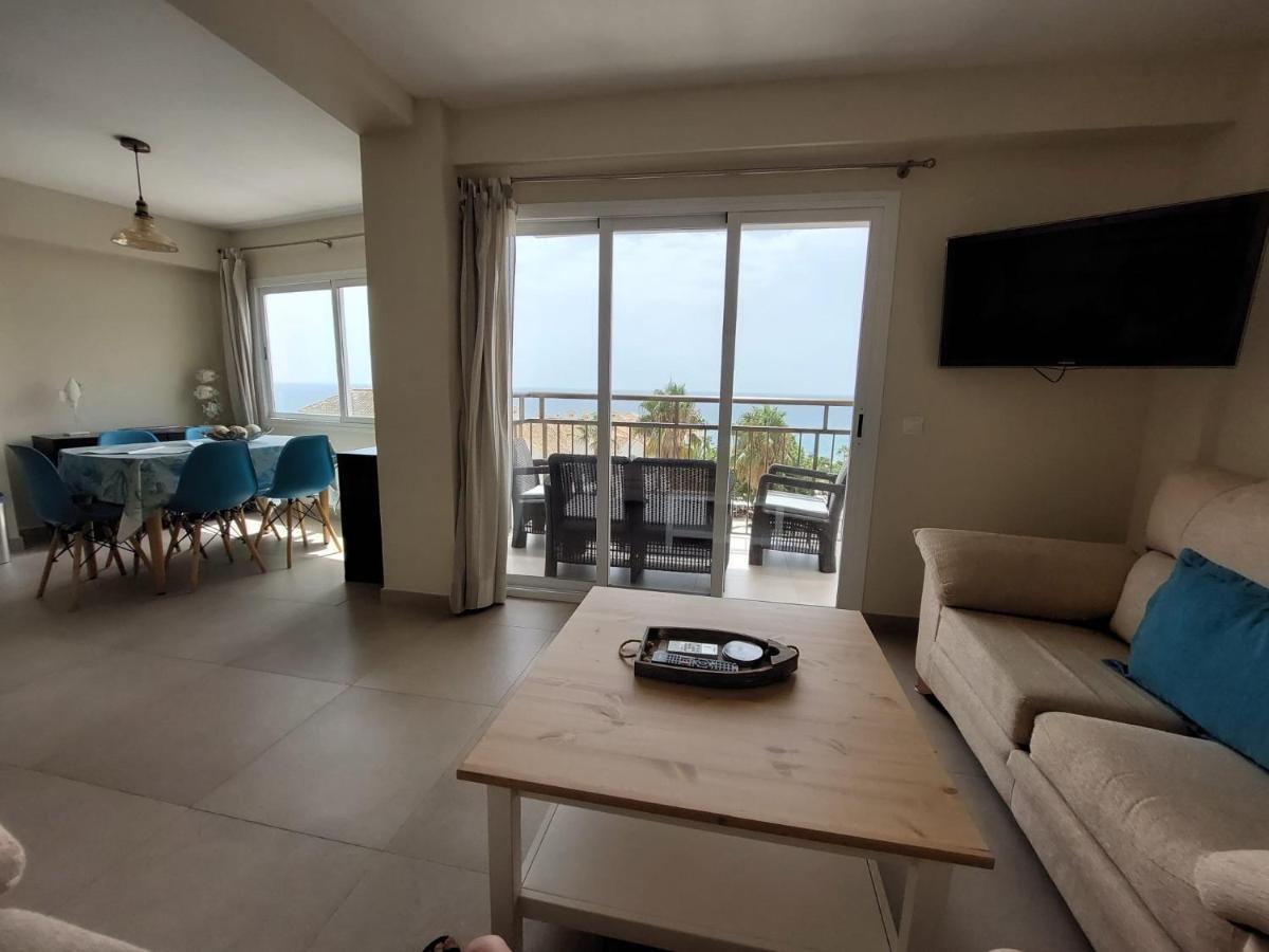 Apartamento Frente Al Mar En La Torrecilla Nerja Exterior photo
